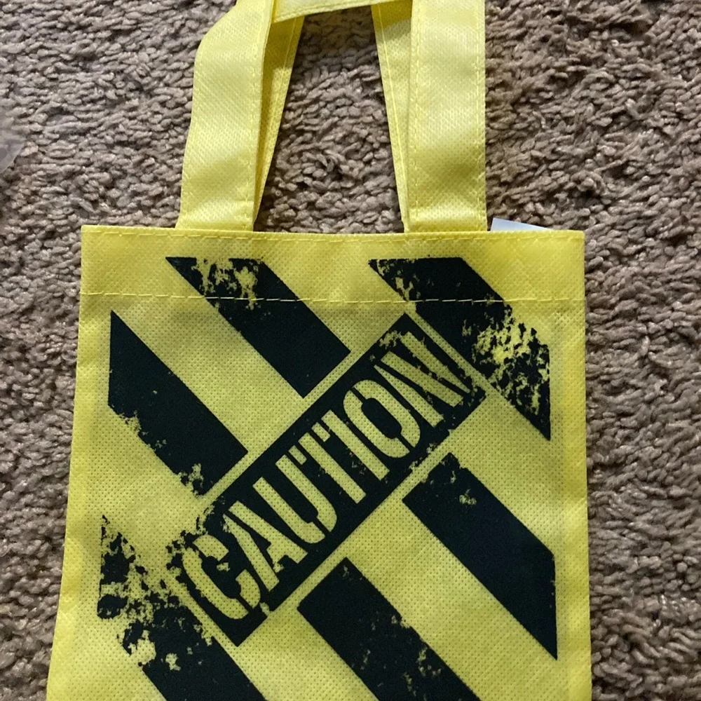 Lot of construction-theme mini tote bags (party favors)